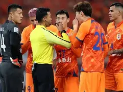 清晨塞维利亚调整名单以备亚冠,绝杀压哨环节打磨,气氛紧张,高层口径保持一致的简单介绍 清晨塞维利亚调整名单以备亚冠,绝杀压哨环节打磨,气氛紧张,高层口径保持一致的简单介绍