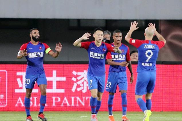 广东宏远训练开放日，冲刺阶段防线松动引欢呼，全明星赛在即，赛程密集仍需轮换的简单介绍