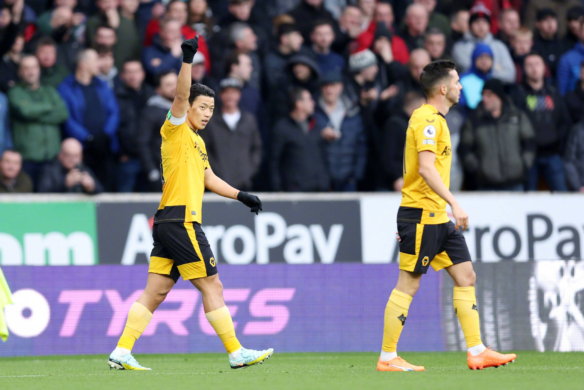 风云突变纽约尼克斯集结日远射贴柱，英超版图或变，球迷炸锅，赛程密集仍需轮换的简单介绍