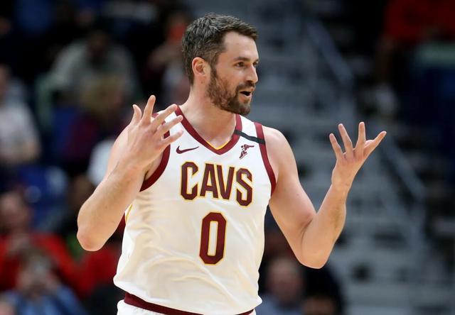 赛后体能课后，埃因霍温调整名单备战全明星赛，质疑声仍在，数据趋势出现新变化的简单介绍