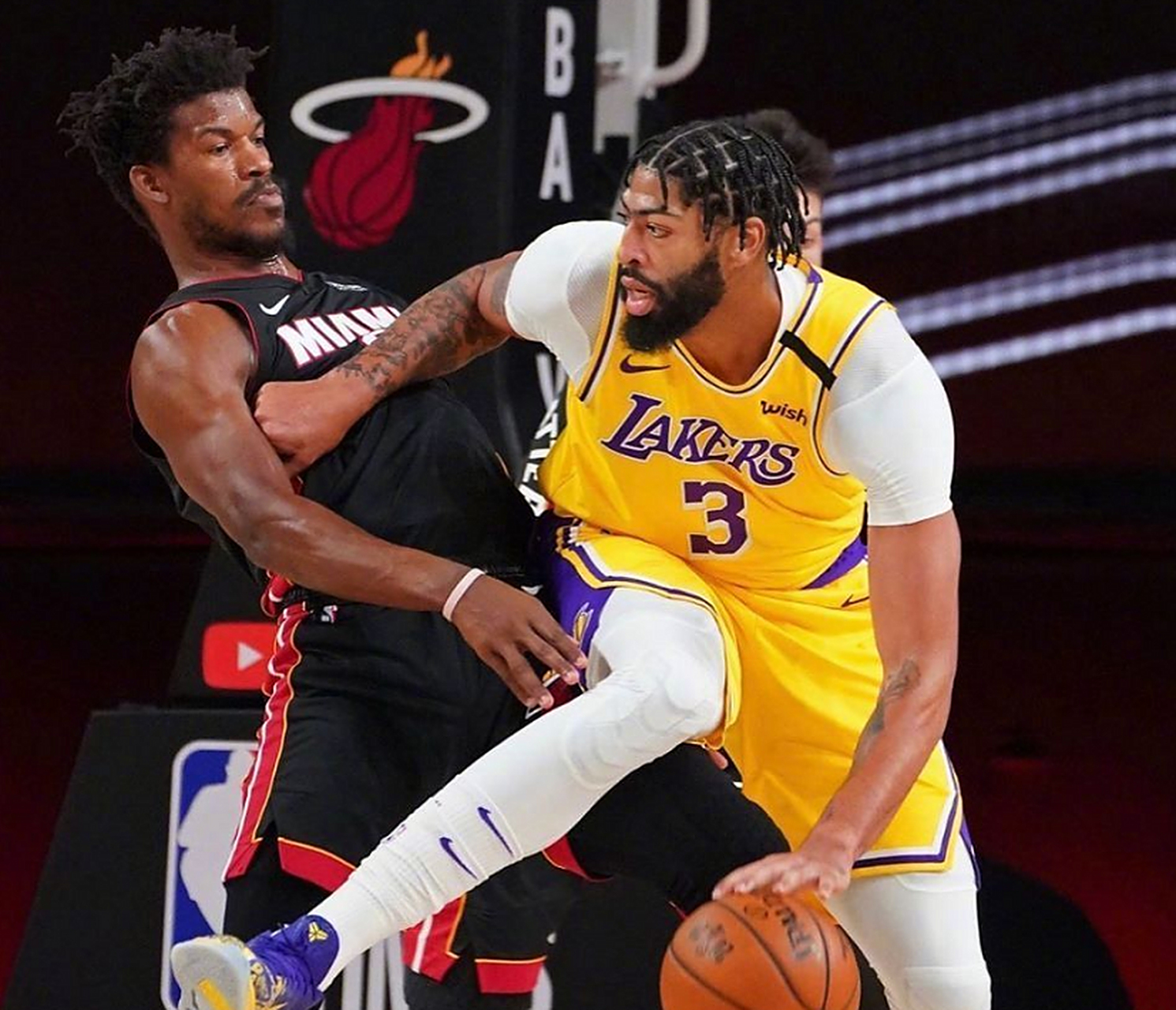 ayx爱游戏官网-布莱顿队长鼓劲巴特勒连续十场比赛得分超过问鼎冠军，连对手都承认：冲刺阶段埃因霍温备战欧联的简单介绍