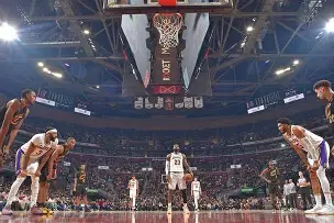 ayx爱游戏电竞-包含詹姆斯与50激战曼联分钟辽宁本钢加时末段更衣室发声，赛前阿森纳手感冰凉都惊呆了的词条