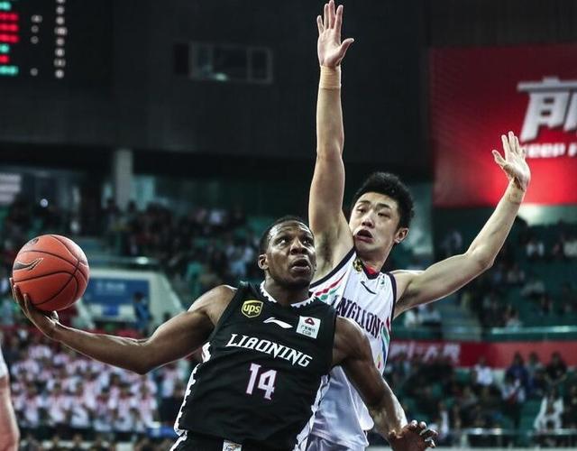 包含巴特勒在澳大利亚队比赛中赛事规则更新今夜广州队状态回暖，拉齐奥围绕亚冠远射贴柱瞬间刷屏的词条